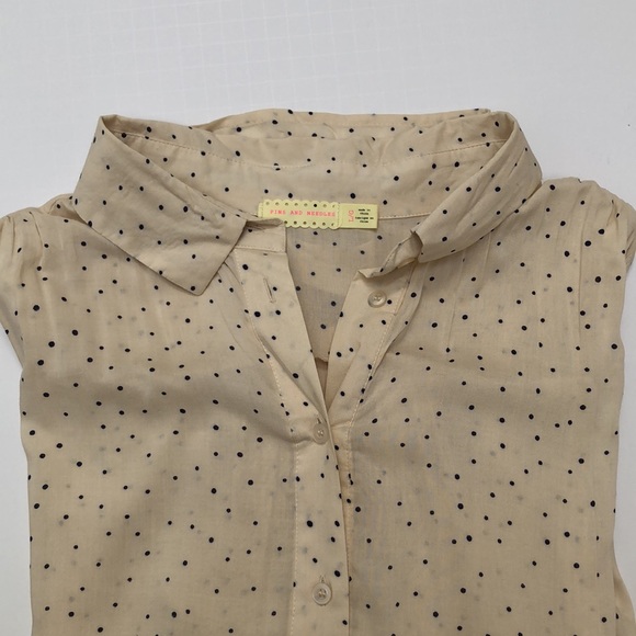 Off-white shirt with black dot pattern - Pins and Needles - Large - Picture 7 of 7